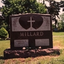 A mom grave